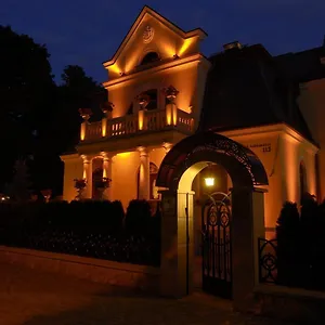 Maison d'hôtes Luxury Boutique Andreevskiy