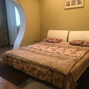 Апарт-отель Service Predslava On Antonovicha Street, Киев