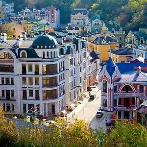 Hotel Harmony On Andrew Descent, Kyiv