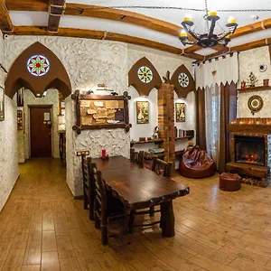 ** Hostel Ghostel - Medieval Ukraine