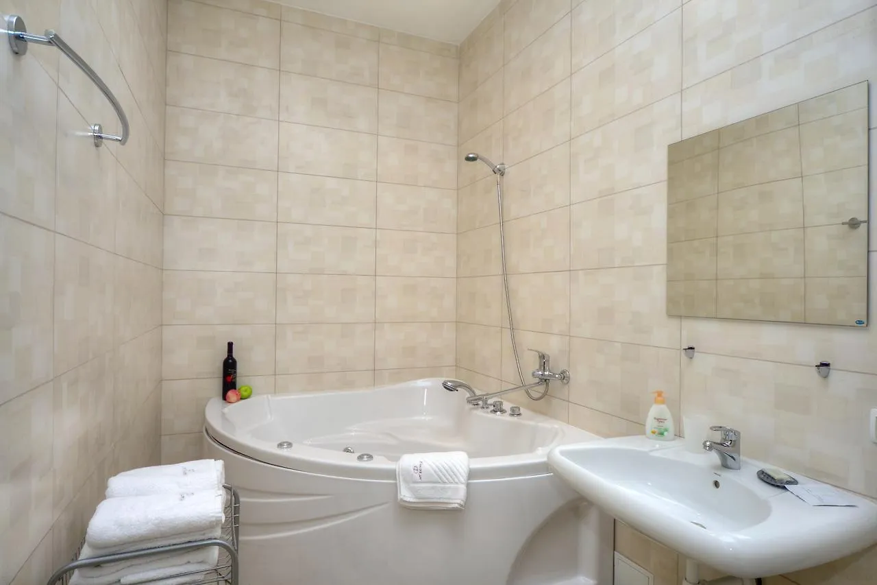 Best Season Apart Hotel Kyiv Ukraine